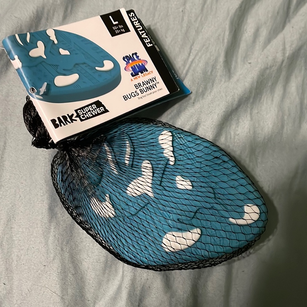 NWT! LE! BarkBox SuperChewer Brawny Bugs Bunny!